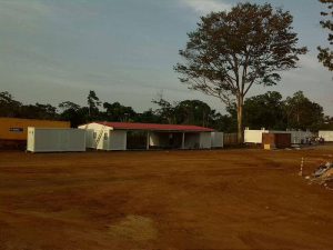 campamento de trabajadores en camerun y senegal